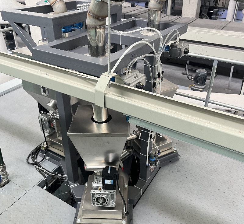 化纖色絲企業母粒機選擇：從性能到效益的全維度考量